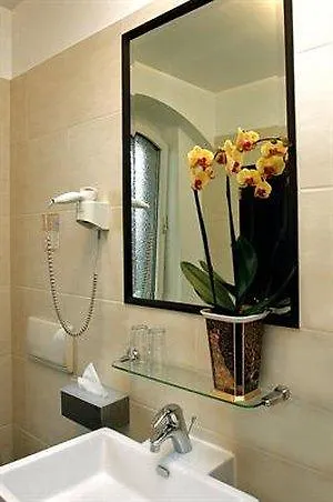 아비브 드레스덴